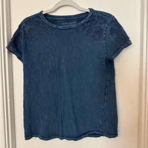 Lucky Brand Women's Blue Top size small